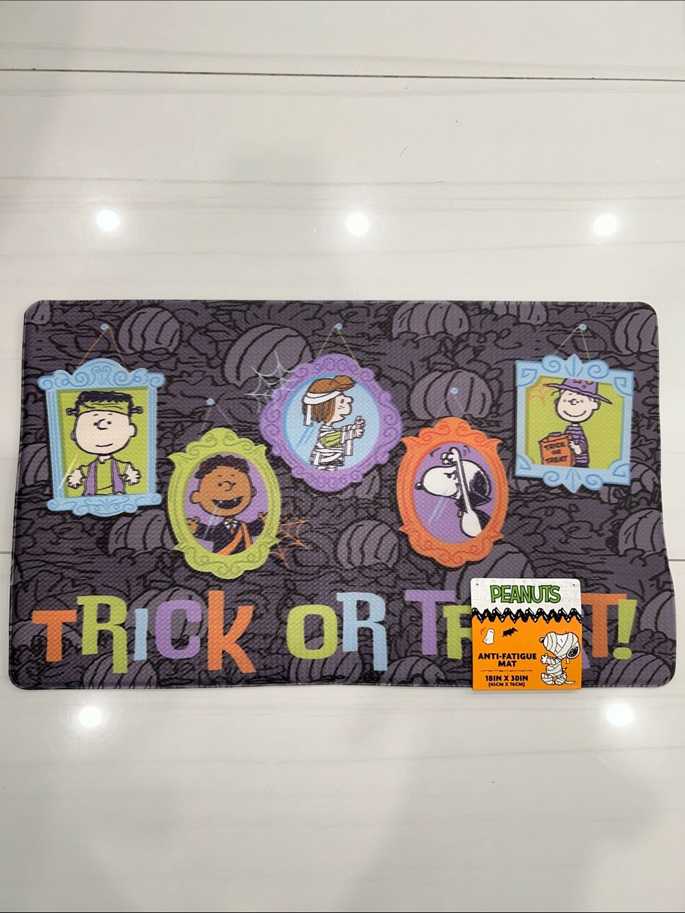 Peanuts Snoopy and Friends “Trick or Treat" Anti-Fatigue Mat